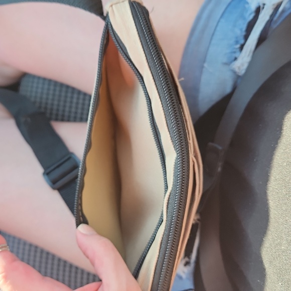 Fanypack - Picture 4 of 6